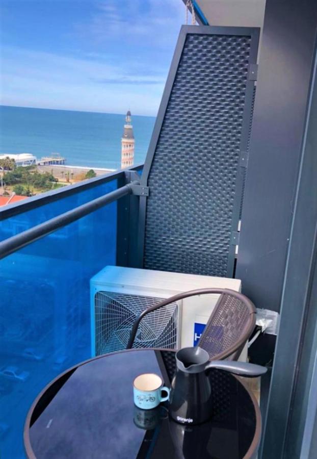 باتومي Orbi Twin Towers Aparthotel With Sea View المظهر الخارجي الصورة