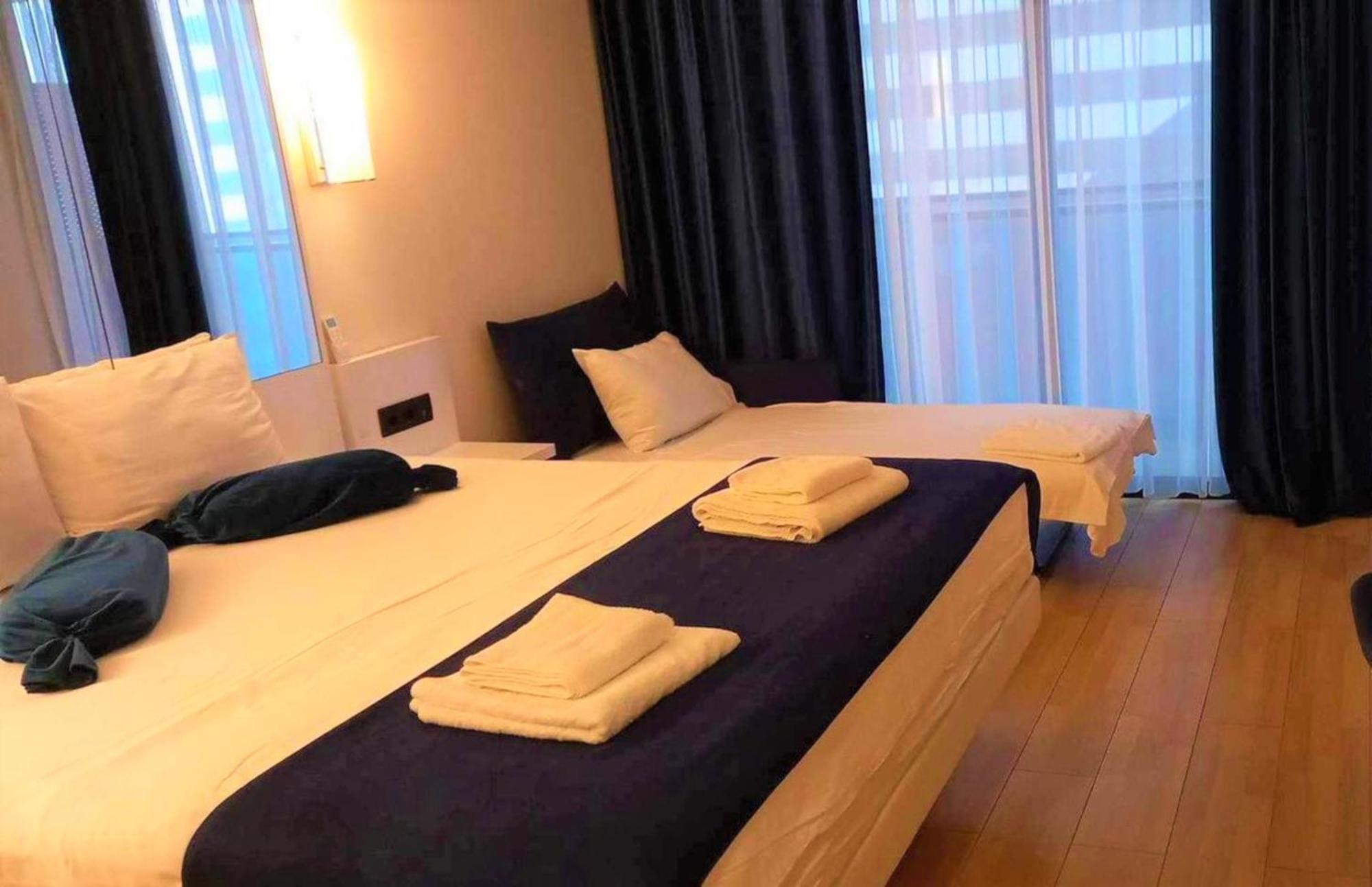 باتومي Orbi Twin Towers Aparthotel With Sea View المظهر الخارجي الصورة