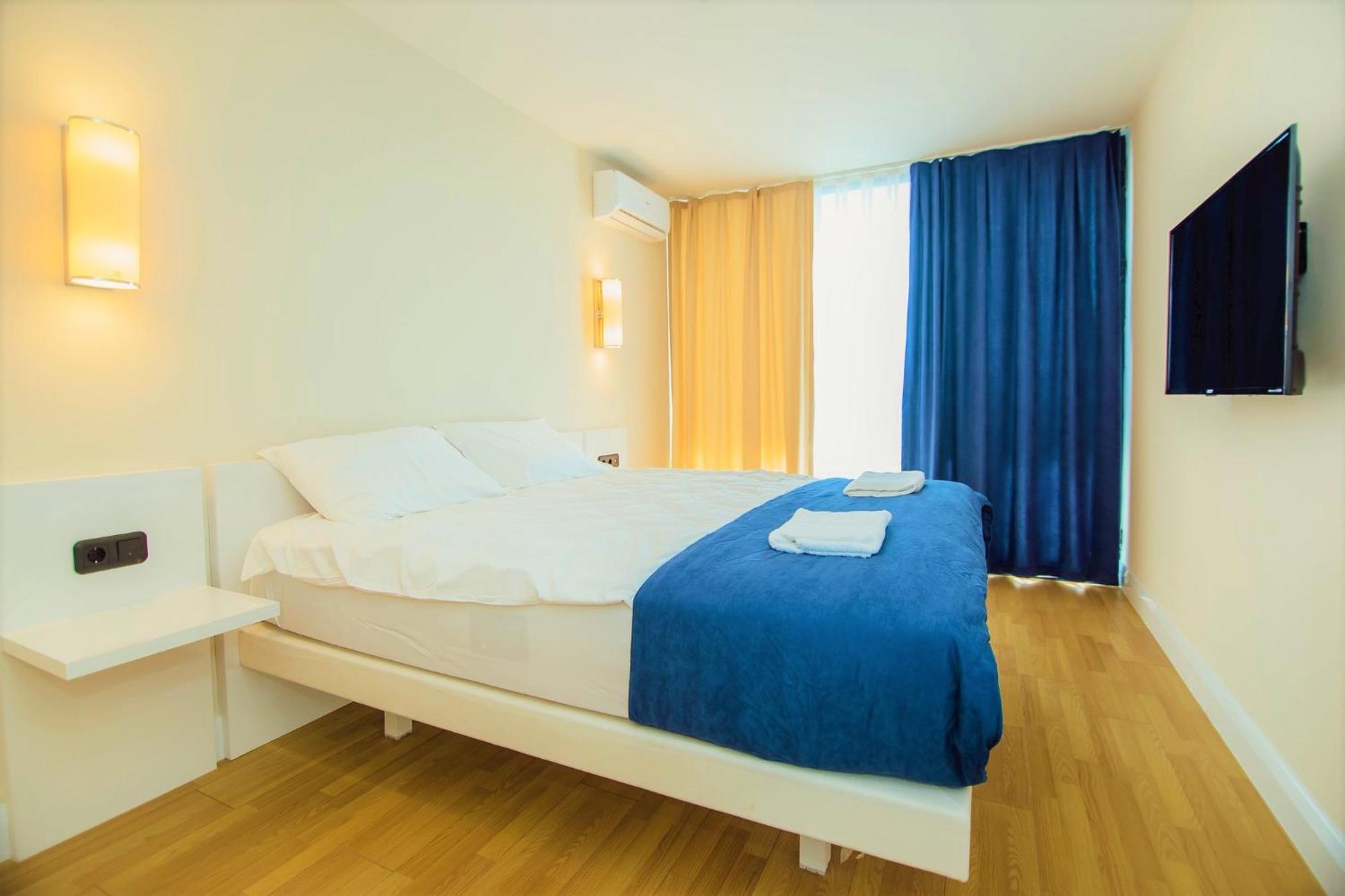 باتومي Orbi Twin Towers Aparthotel With Sea View المظهر الخارجي الصورة