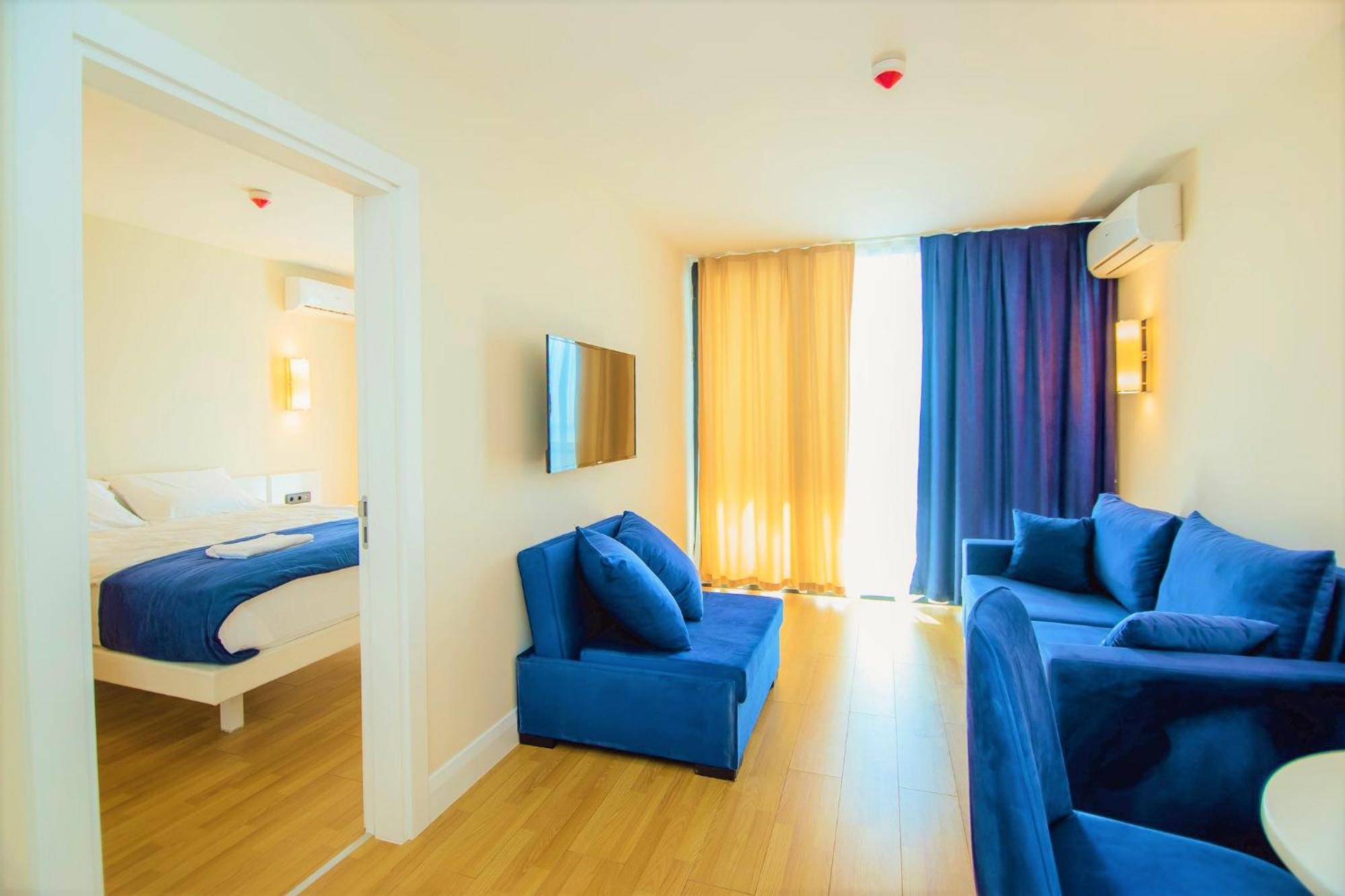 باتومي Orbi Twin Towers Aparthotel With Sea View المظهر الخارجي الصورة