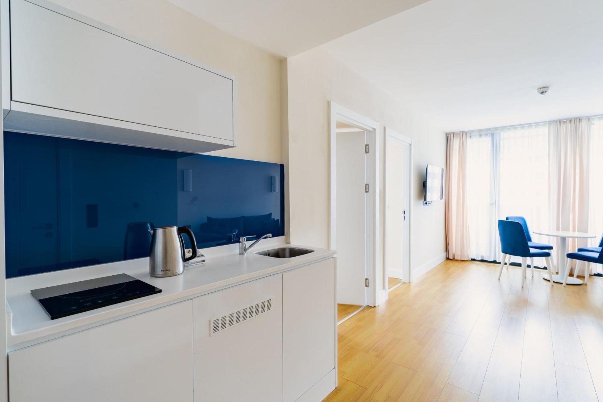 باتومي Orbi Twin Towers Aparthotel With Sea View المظهر الخارجي الصورة