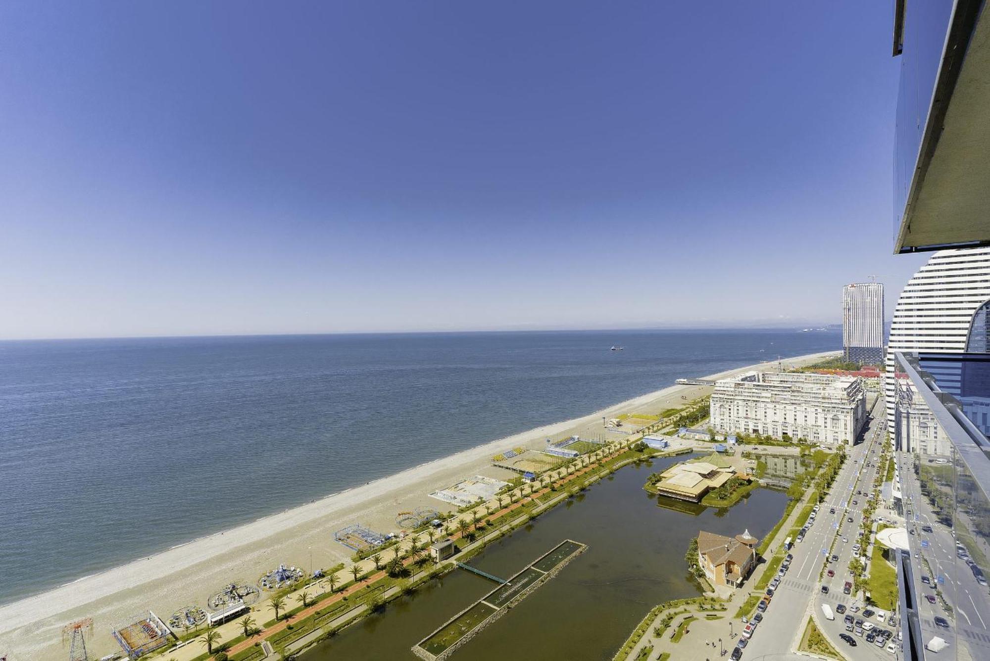باتومي Orbi Twin Towers Aparthotel With Sea View المظهر الخارجي الصورة